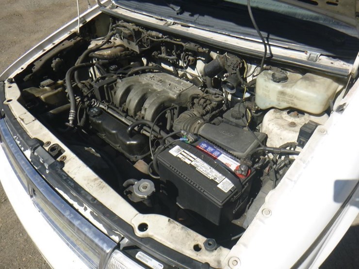 1993-dodge-caravan-image-9