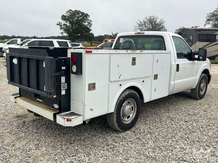 2015-ford-f250-image-3