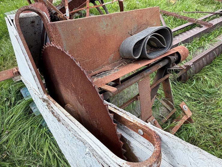 #4022-•-table-buzz-saw-image-4