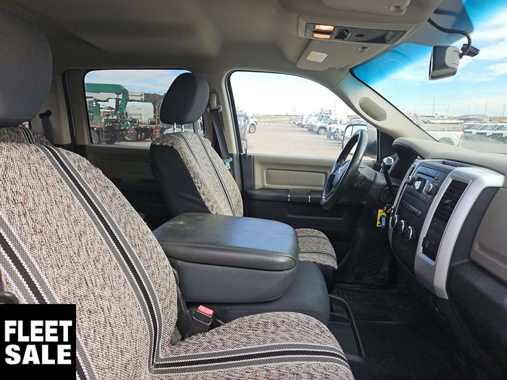 2012-dodge-2500-image-17