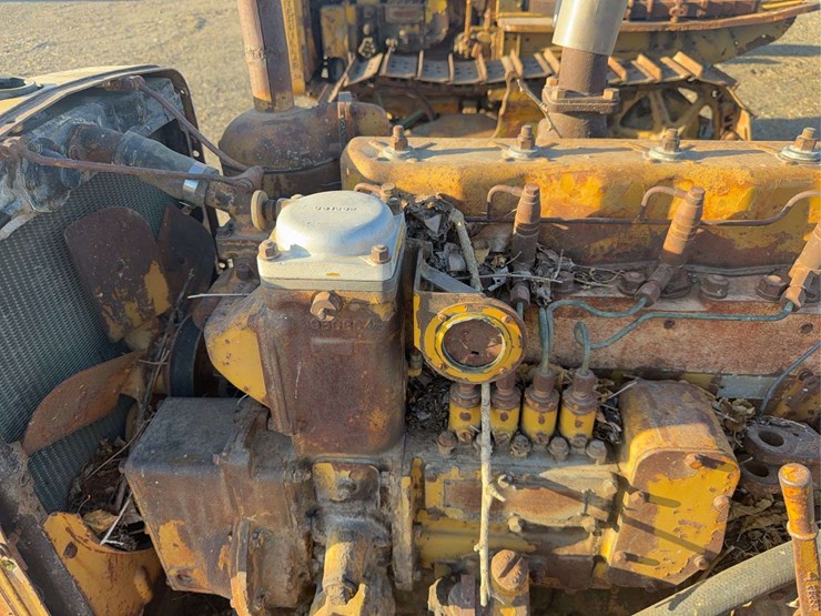 caterpillar-d2-image-14