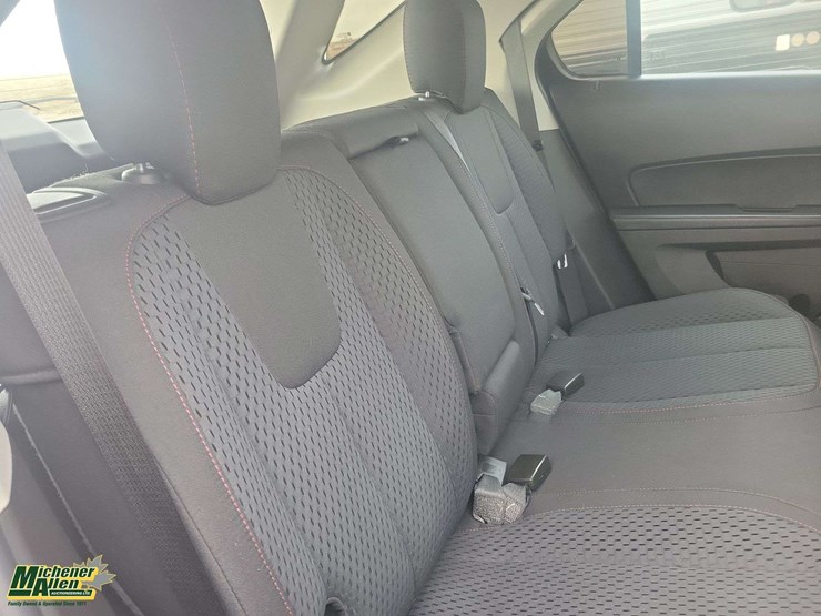 2013-chevrolet-equinox-image-31