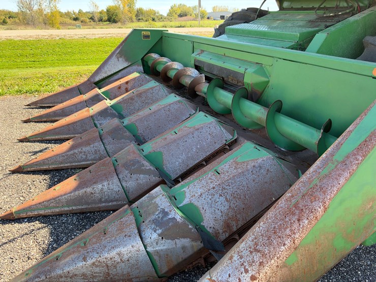 1981-john-deere-7720-image-13