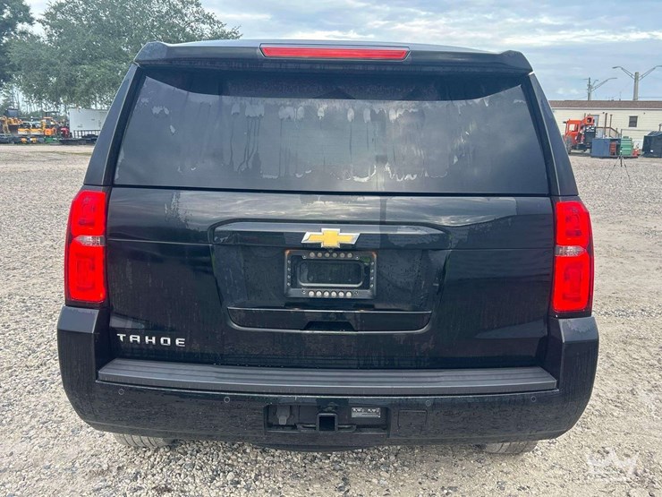 2018-chevrolet-tahoe-image-25