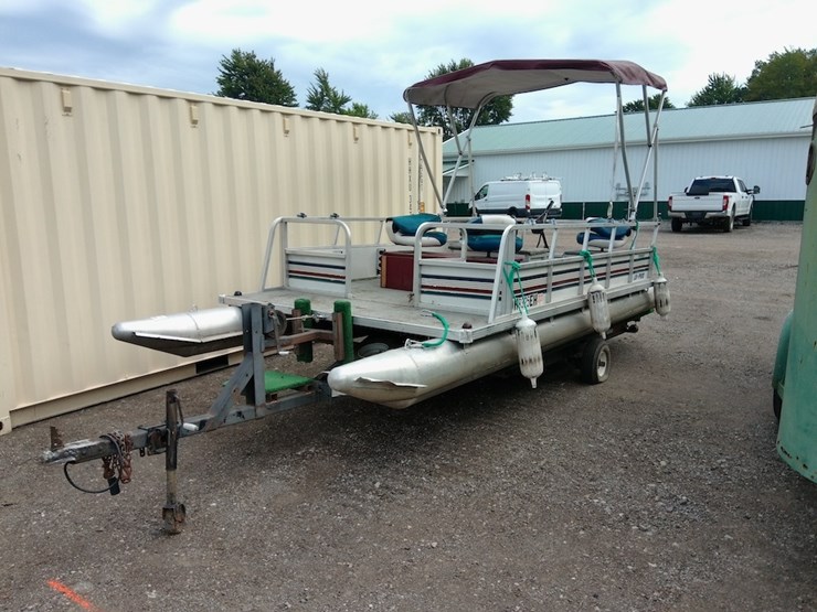 2005-cruiser-lo-pro-pontoon-boat-image-1