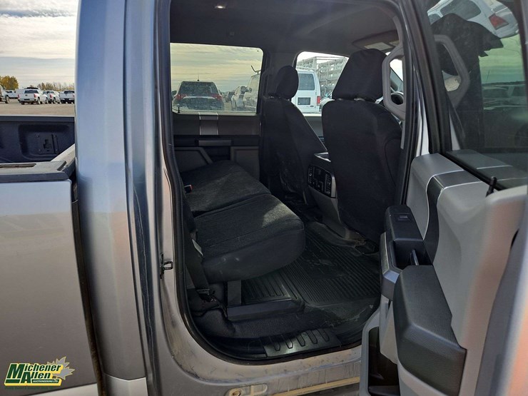 2022-ford-f250-image-38