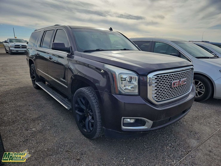 2015-gmc-yukon-xl-denali-image-34