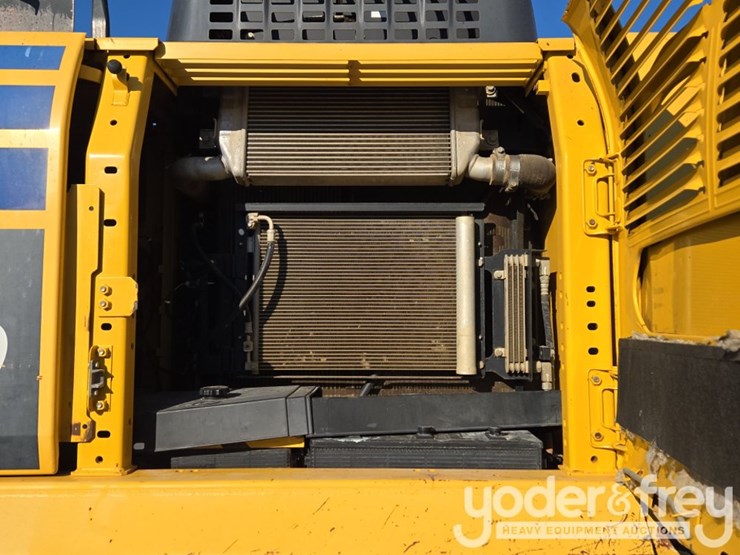 komatsu-pc210-image-31