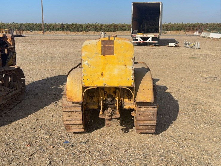 caterpillar-twenty-image-4