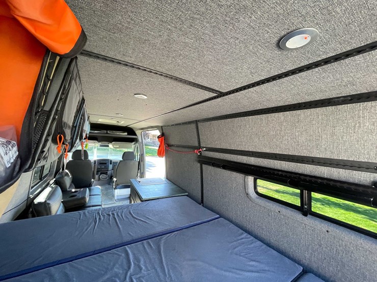 #525-•-2012-mercedes-benz-sprinter-(title-in-delay)-(green-bay,-wi)-image-69
