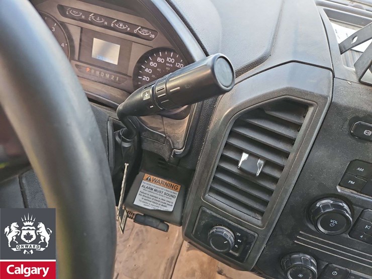 2019-ford-f550-image-30