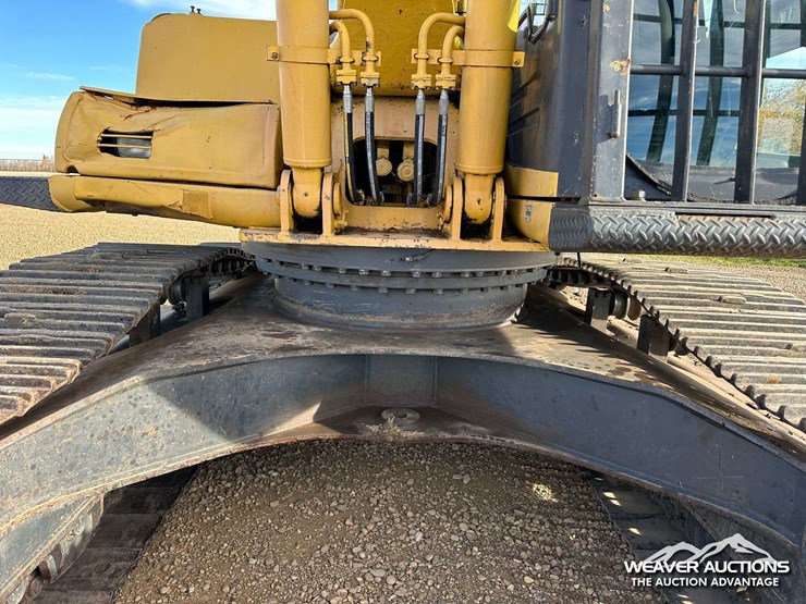 komatsu-pc270-lc-6le-image-63