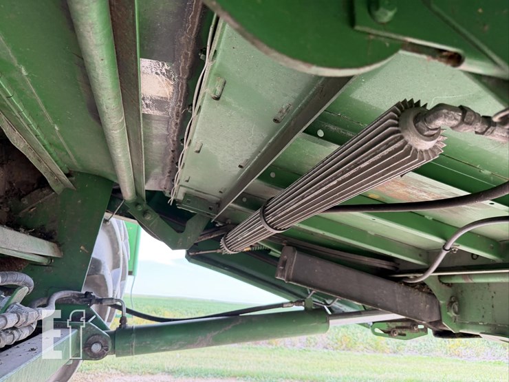 2011-john-deere-9770-sts-image-71