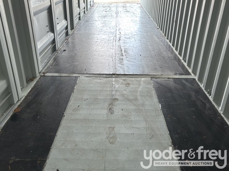 40'-multi-door-container-image-15