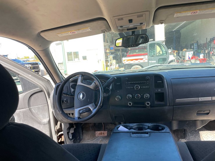 2008-chevrolet-2500-image-18
