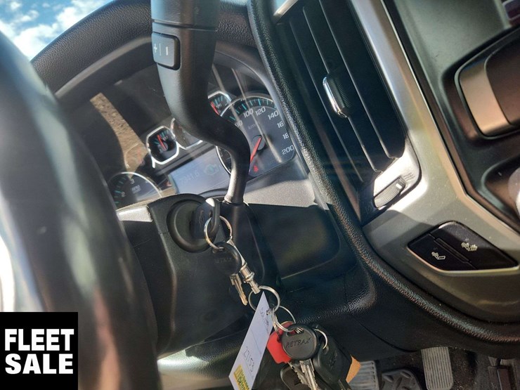 2015-chevrolet-silverado-1500-image-8