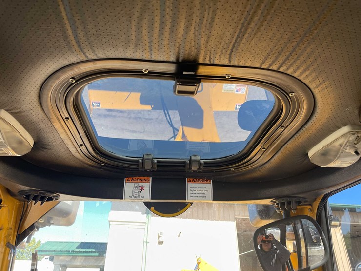 #1785-•-2012-mb-msv-multi-service-vehicle-image-27