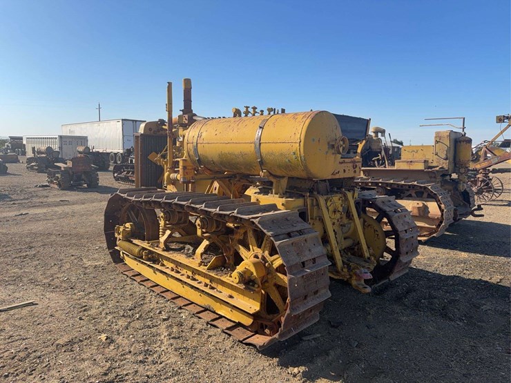 caterpillar-60-image-3