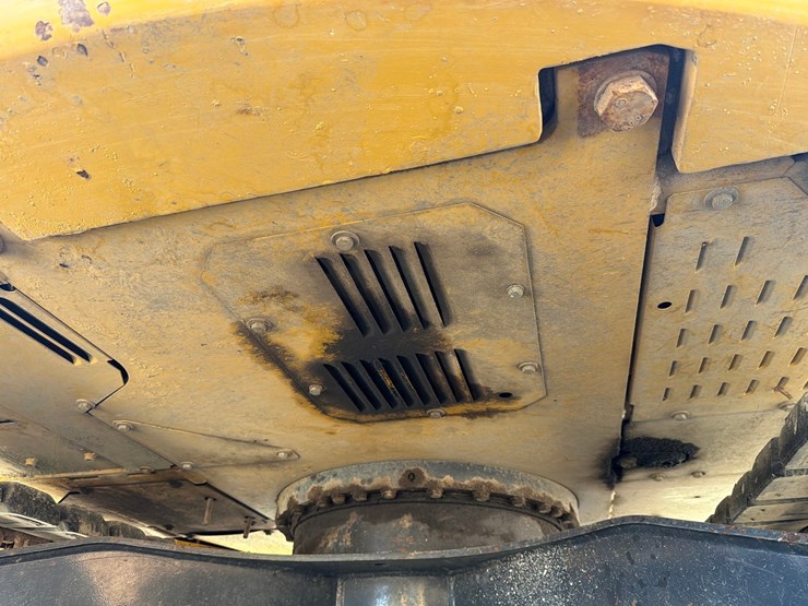deere-85g-image-79