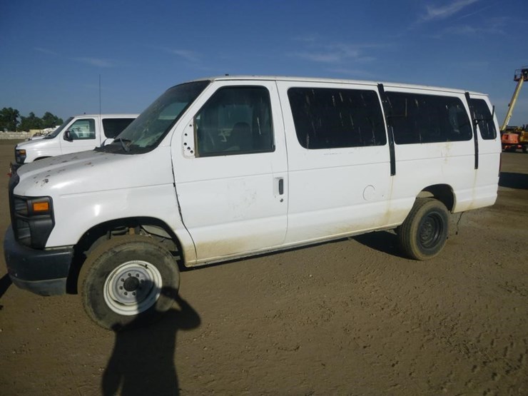 2008-ford-e350-image-2