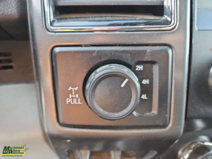 2022-ford-f250-image-24