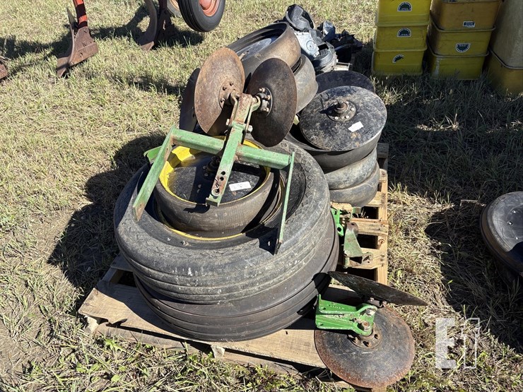 john-deere-7000-image-16