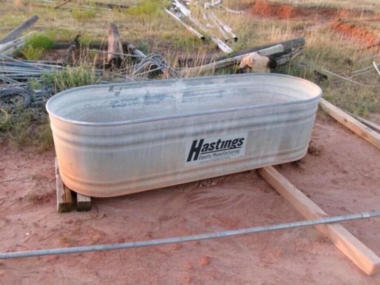 stock-tank,-galvanized-32"x93"-image-1