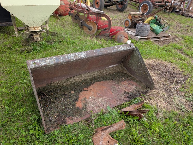 #4078-•-bobcat-bucket-image-1