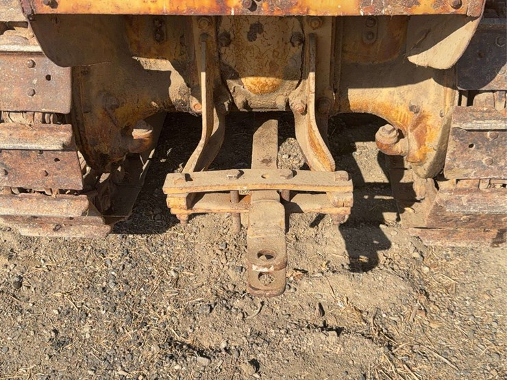 caterpillar-fifteen-image-26