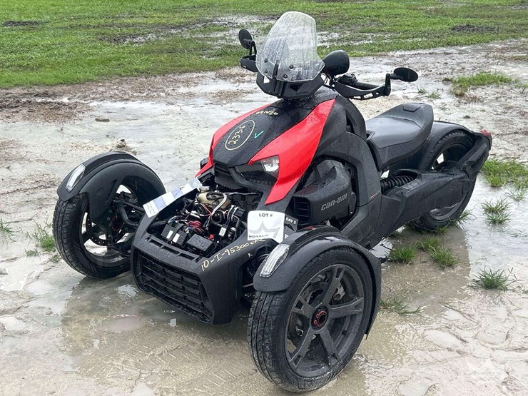 2019-can-am-ryker-motorcycle-image-1