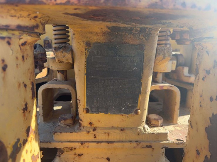 caterpillar-d7-image-41