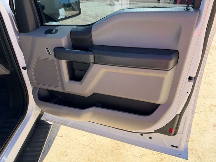 2018-ford-f150-image-17