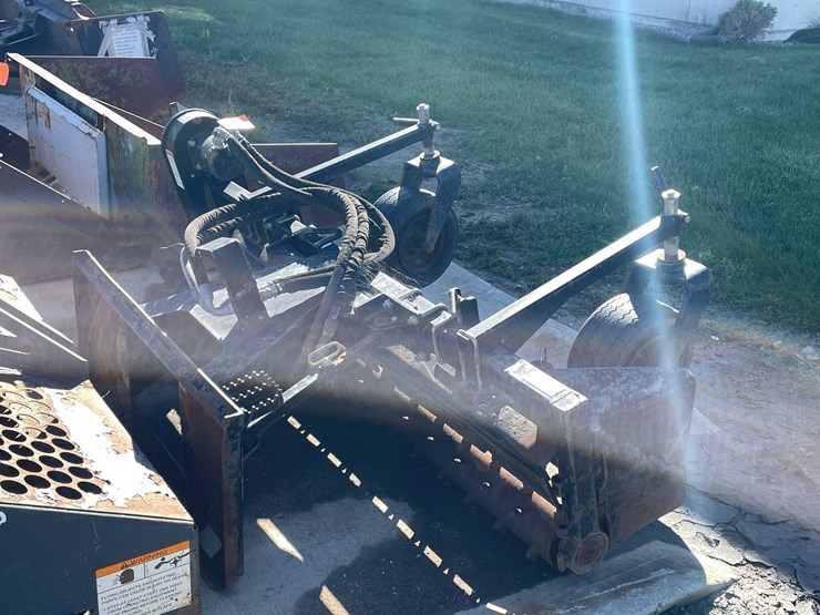#1808-•-harley-72"-power-box-rake-attachment-image-5