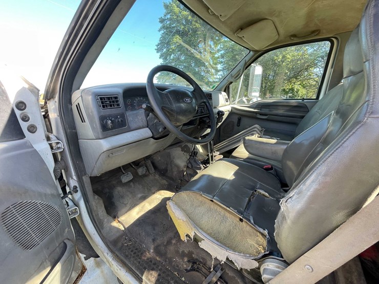 2008-ford-f750-image-53