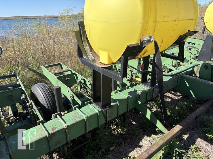 john-deere-7000-image-4