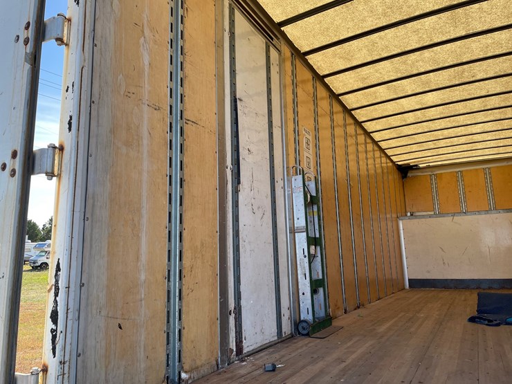 2000-international-4700-image-35