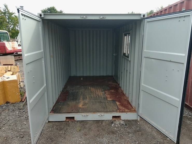 6'x10.5'x6.5'-shipping-container-image-5