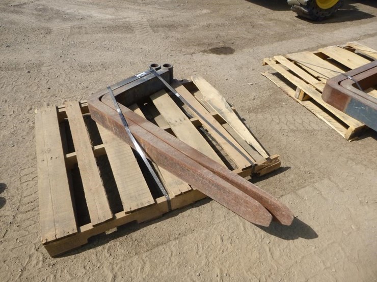48"-reach-lift-forks-image-2