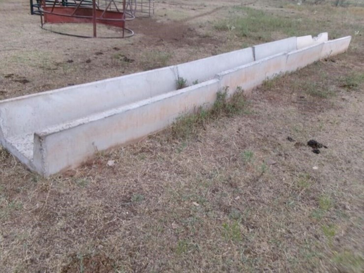 concrete-feed-bunks-image-2