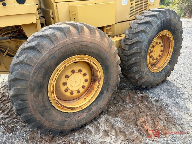 caterpillar-12h-image-10