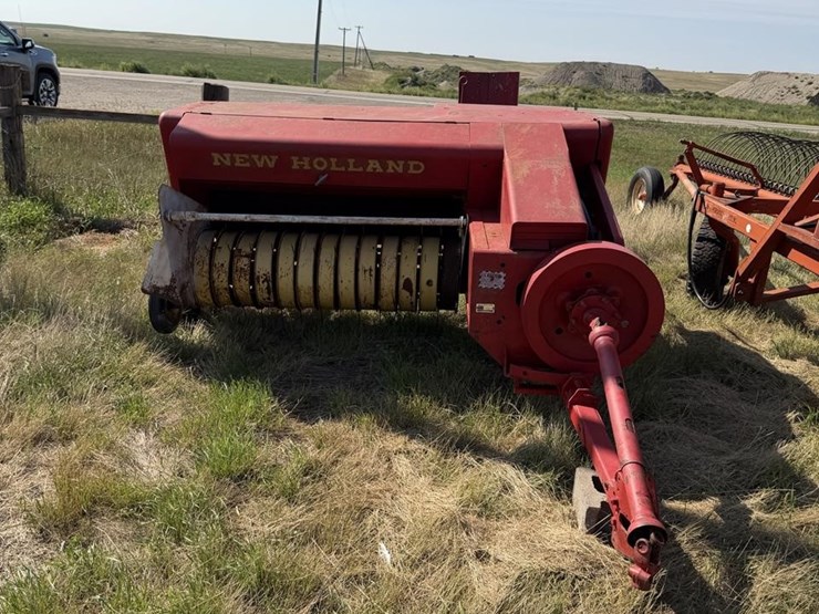 new-holland-270-image-2