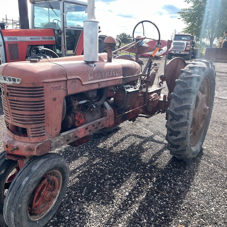 #435 • Farmall H Tractor (Denmark WI)