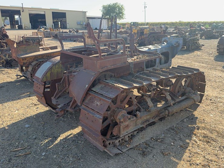 caterpillar-30-image-3