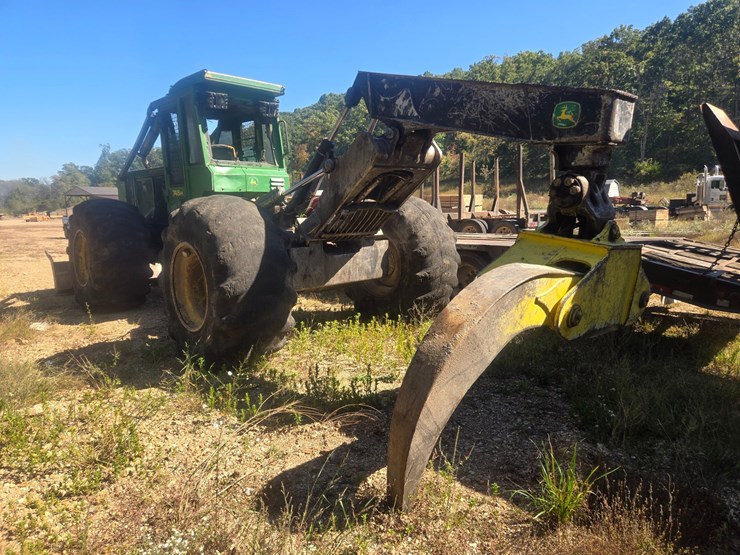2014-john-deere-748-image-4