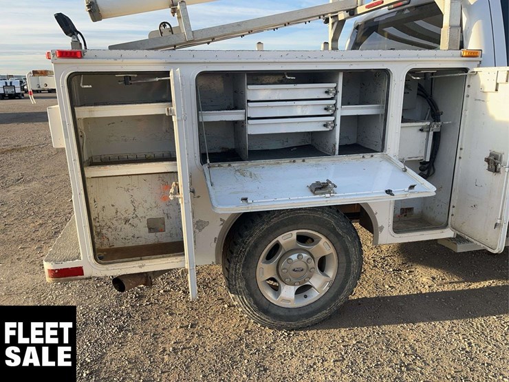 2015-ford-f350-image-29