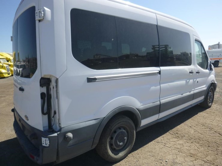 2017-ford-transit-image-4