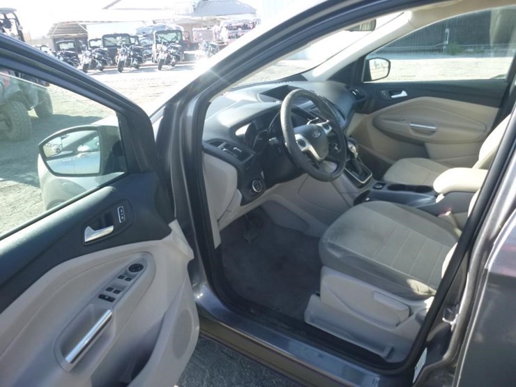 2013-ford-escape-image-5