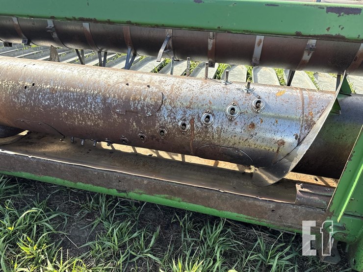 1993-john-deere-930r-image-16