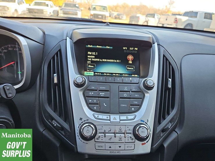 2015-chevrolet-equinox-image-19