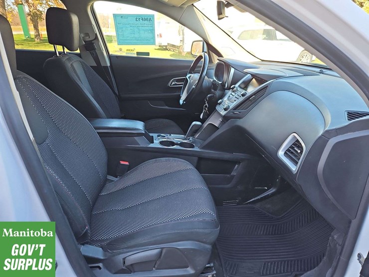 2015-chevrolet-equinox-image-29